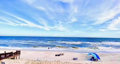 Topsail Paradise-Self Check-in and Steps to Beach!