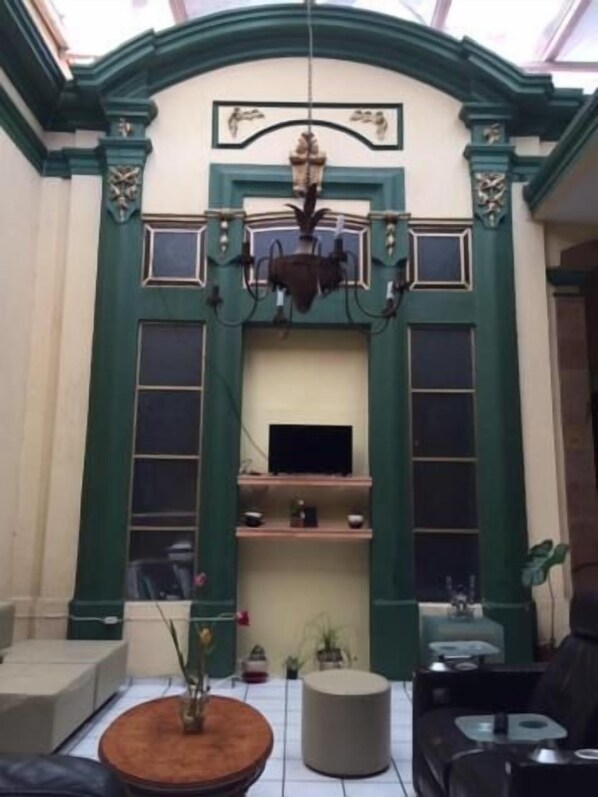 Interior - Hostal Guadalajara   (Guadalajara)