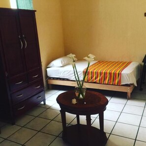 Free WiFi - Hostal Guadalajara   (Guadalajara)