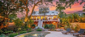 SERENITY SHORES Private Luxury 5-Level Tropical Oasis, Pool, Steps to Beach