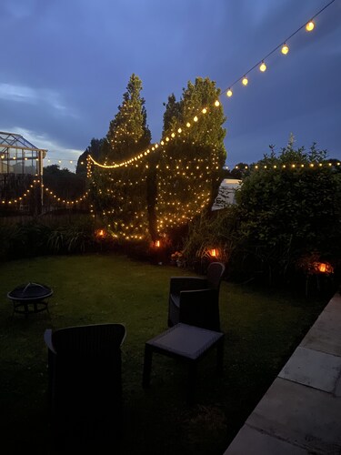 Private Rural Barn Annex, Pet Friendly With Free Wi-Fi and Parking On Premises