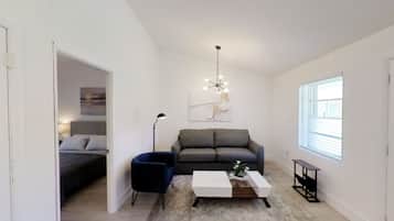Basic Apartment | Living area