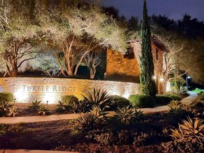 In the Prestigious gated community of Turtleridge!!