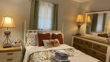 Standard-talo | 1 makuuhuone, egyptinpuuvillaiset lakanat, ylelliset vuodevaatteet