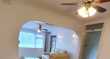offering cheerfull and spacious rooms through this 3 bedroom semi detached house