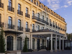 บริเวณภายนอก