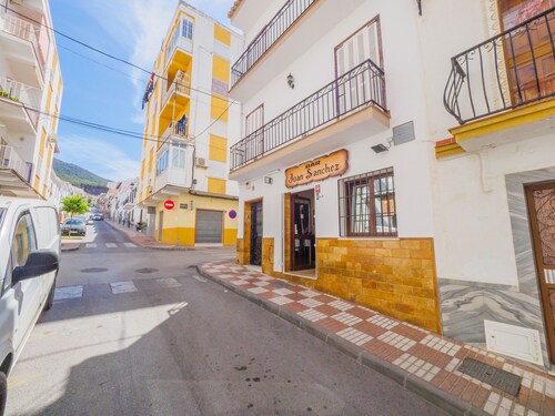 Cubo's Boutique Urban Deluxe / free wifi / city center / modern