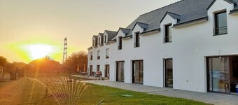 AR MOR - Large new house 3 minutes' walk from the beach (Baie Quiberon side)