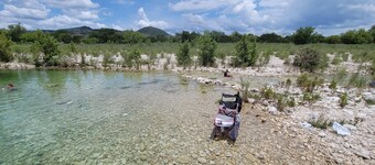 Cozy Cottage on the Frio-unplug and recharge