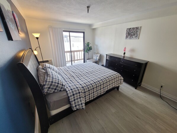 1 室のベッドルーム、WiFi