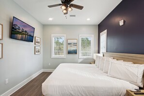 Pillowtop beds, individually decorated, individually furnished