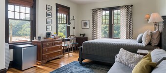 Rent the Entire Historic Inn in Downtown Marshall