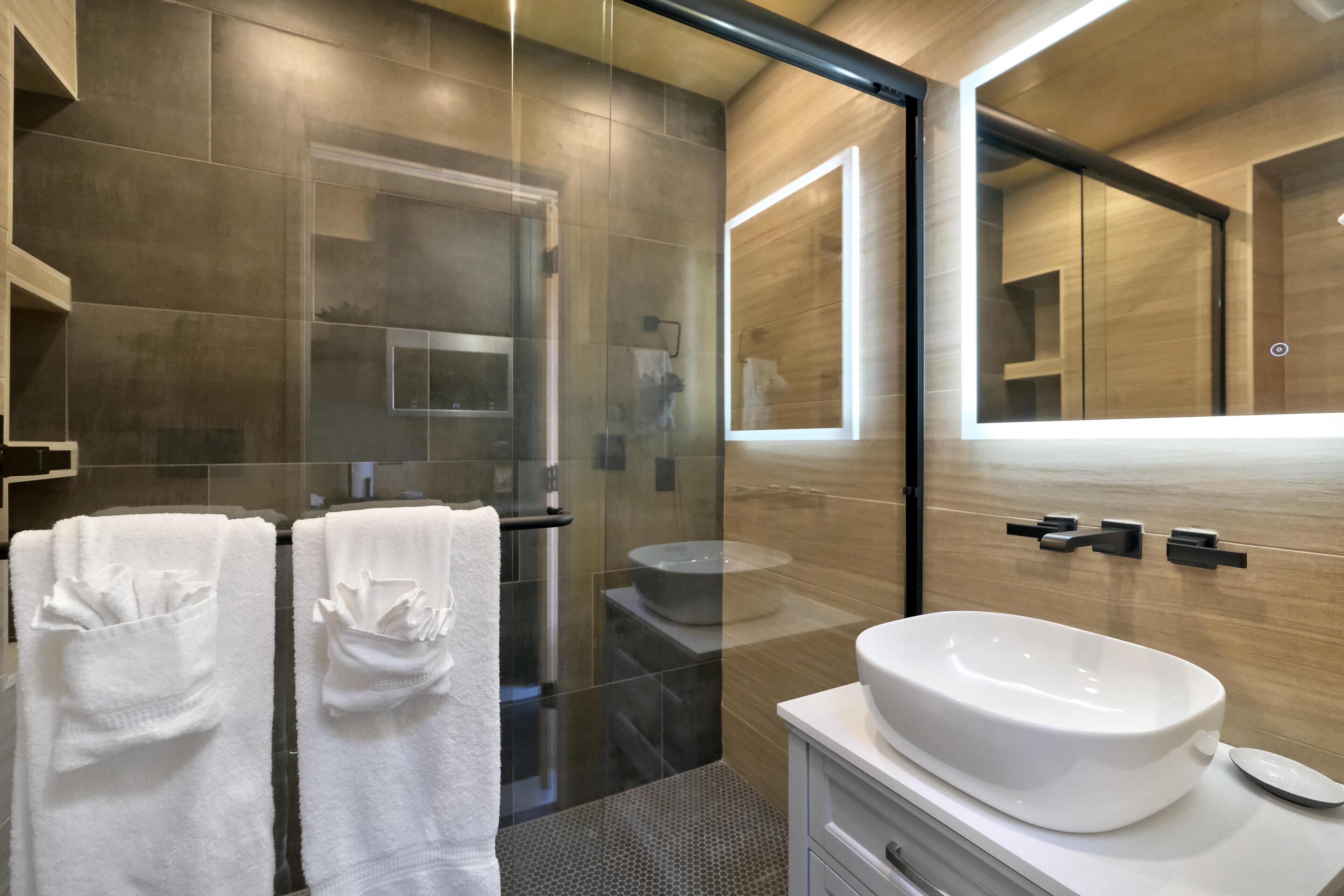 Cabin, 1 King Bed (Bunkies-The Cut) | Bathroom | Bathtub