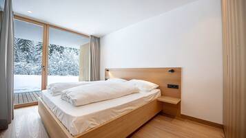 Strykjärn/strykbräda, gratis wi-fi och sängkläder