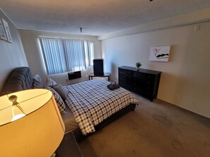 1 室のベッドルーム、WiFi