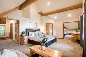 4 bedrooms, internet, bed sheets