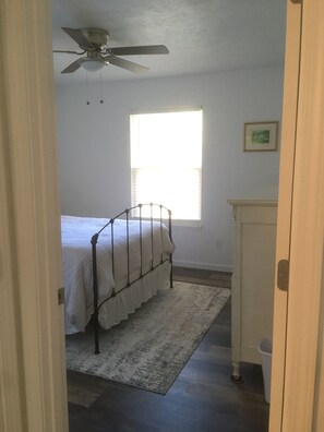2 chambres, accès au Wi-Fi (inclus), literie fournie