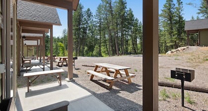 Swift Current at 406 Glacier Cabins