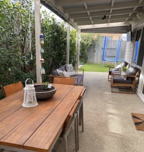 Outdoor dining