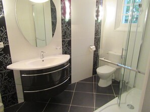 Shower, bidet