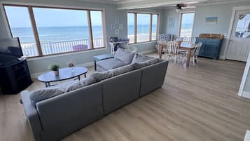 Smart TV, DVD player, books