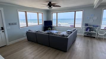 Smart TV, reproductor de DVD, libros