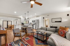 Living area - NEW! ☀Bungalow+Patio+FirePit! Close to Everything! (Winter Park)