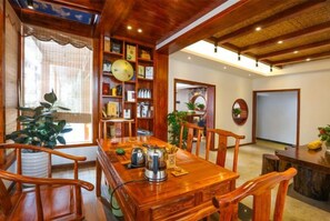 Dining - Shanhai Coffee Inn (Zhangjiajie)