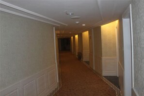 Unclassified image, 5 of 28, button