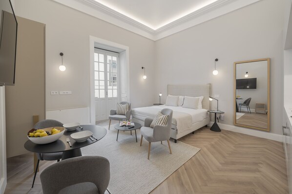 1 chambre, fer et planche à repasser, lit de bébé portatif, Wi-Fi