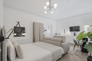 Fer et planche à repasser, Wi-Fi, draps fournis