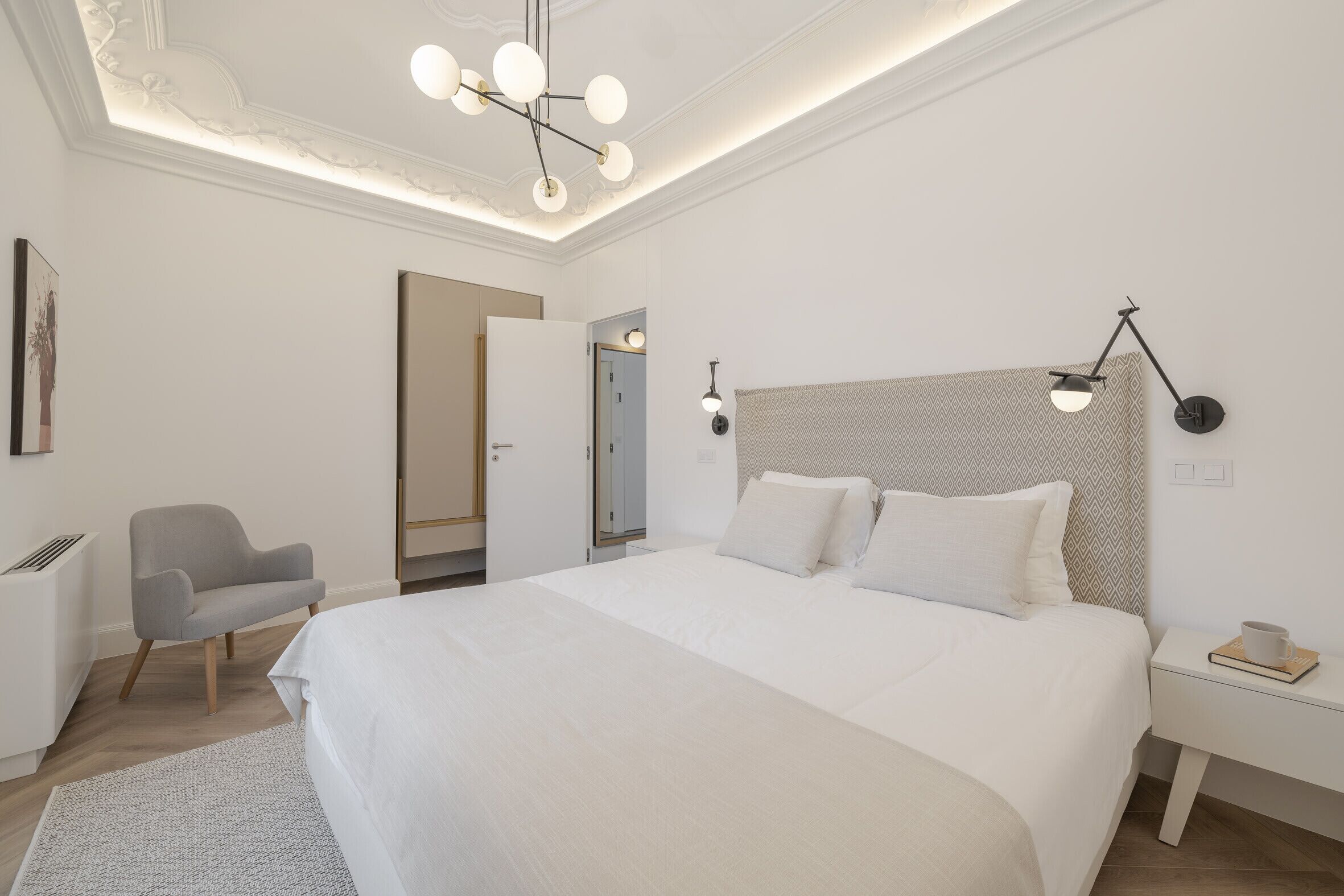 1 bedroom, iron/ironing board, travel crib, WiFi