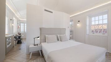 Fer et planche Ă repasser, lit parapluie, Wi-Fi, draps fournis