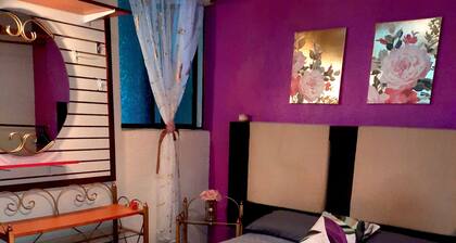Bright apartment with an excellent location.