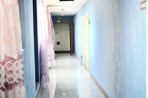Unclassified image, 3 of 60, button - Fuerte Chain Hotel Guangde Xinjinjiang (Guangde)