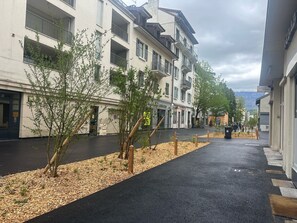 المنشأة من الخارج