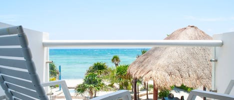 Condo, 2 Bedrooms (Beachfront, 2 Bathroom) | 2 bedrooms, in-room safe, free WiFi
