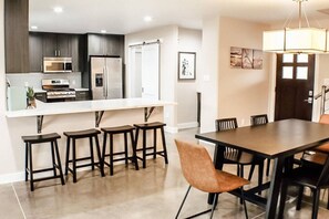 تناول الطعام