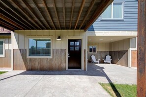 Terrace/patio - Desert Hideaway
New spacious custom home (Moab)