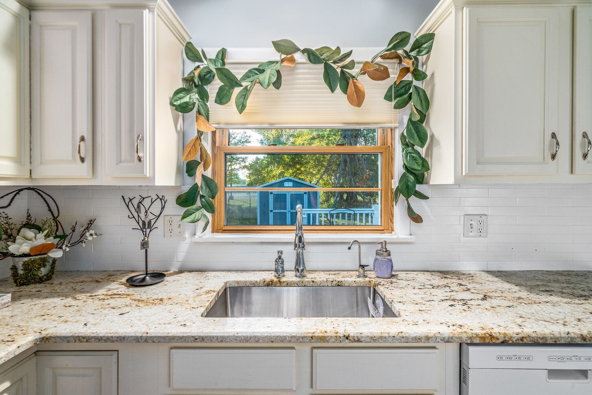 雪櫃、焗爐、爐具、洗碗機