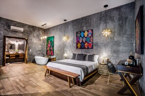 Villa – design, 1 kingsize-seng, privat basseng | 1 soverom, sengetøy av topp kvalitet, dundyner og senger med overmadrass