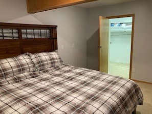 2 bedrooms, travel crib, WiFi, bed sheets