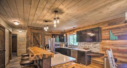 Beautiful McCall Cabin: Perfect for Families!