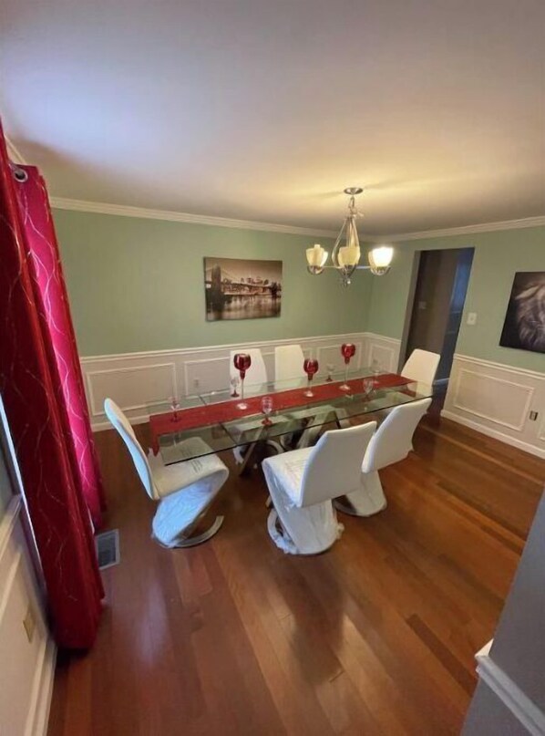 تناول الطعام