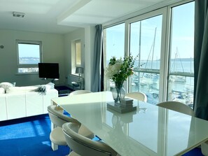 Interior - Quay & Sea View Spacious Modern Secure Parking (Poole)