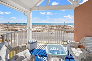Property grounds - THAT VIEW! Top Floor Condo, walk to the beach, See the sea! Book this space!  (Gulf Shores)