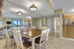 Dining - Gulf Shores Plantation-Dunes 5212 (Gulf Shores)