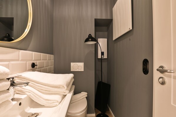 Imagen sin descripción, 1 de 8, botón