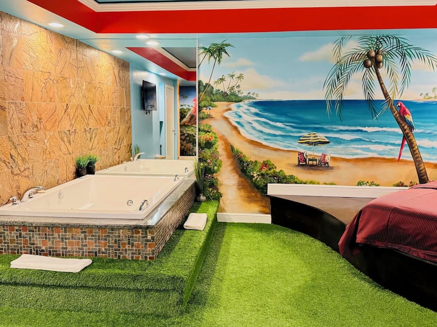 Panoramic-Studiosuite, 1 King-Bett, Nichtraucher, Whirlpool | Hochwertige Bettwaren, Daunenbettdecken