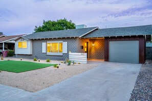 Exterior - Quiet Oasis in Old Town Scottsdale (Scottsdale)